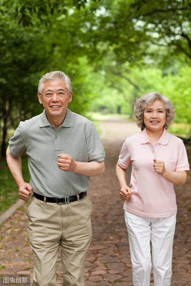 单身老人征婚率逐年上升，单身老人勇敢争取幸福